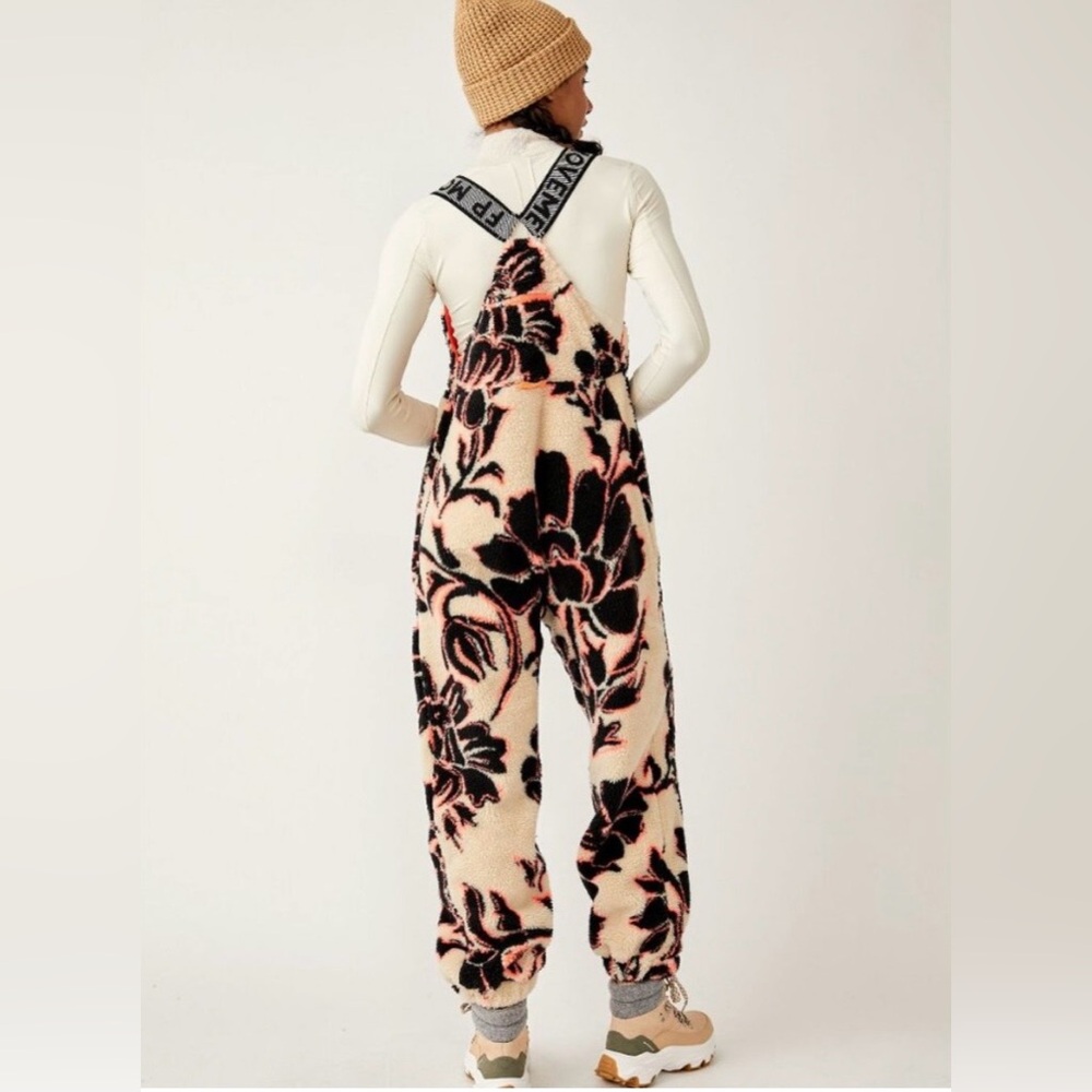 Free People FP Movement Fleece Overalls! 🥰 - Picture 2 of 12